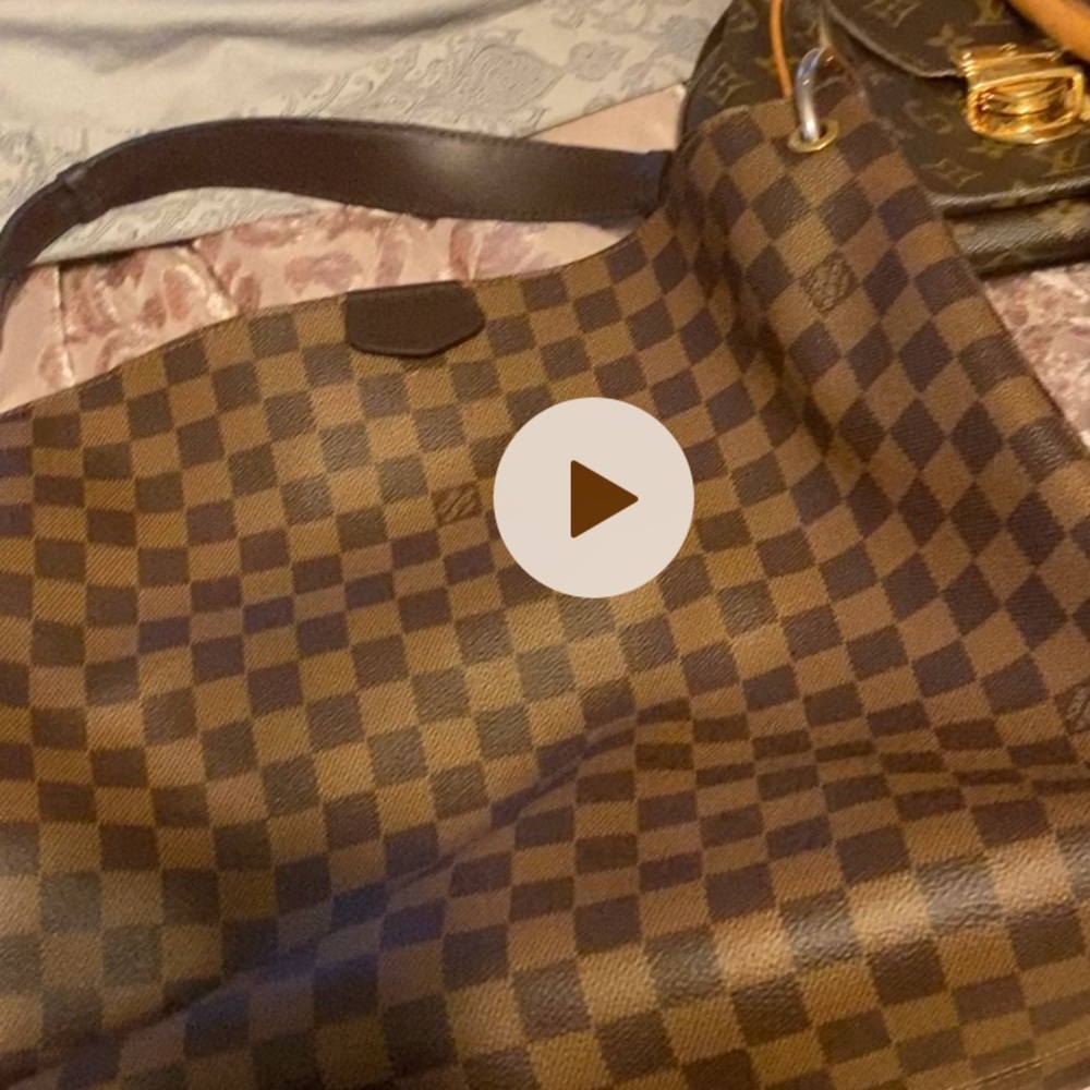 Graceful MM Brown